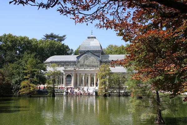 Palacio de Cristal en el Parque del Retiro — Foto de Stock