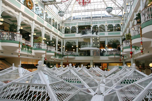 Retro shopping mall — Stockfoto