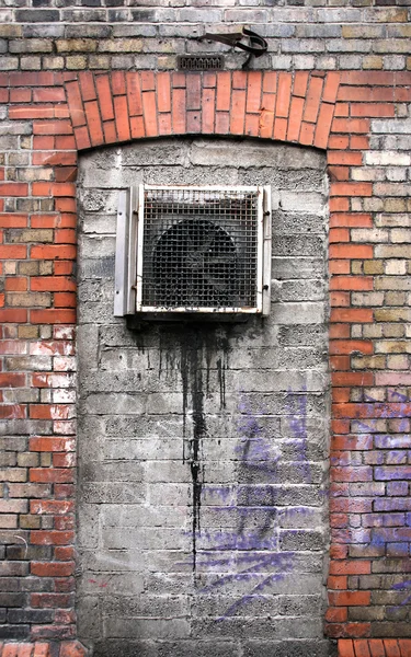 Grungy αστικών τοίχο — Φωτογραφία Αρχείου