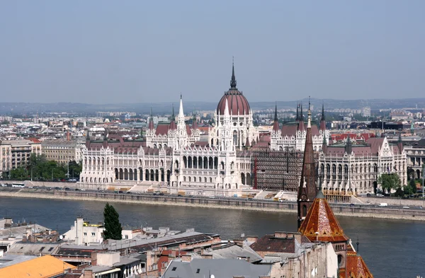 Budapest - parlamentti — kuvapankkivalokuva