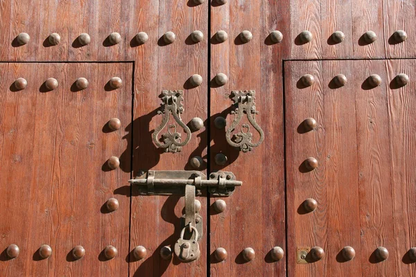 旧门挂锁 — 图库照片