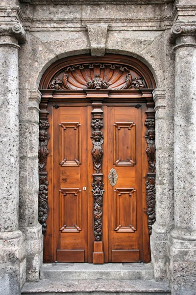 Ornate wooden door — Stock Photo, Image