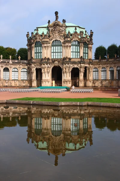 Цвингерский дворец — стоковое фото