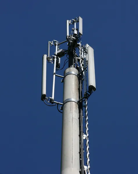 Πύργος κινητής τηλεφωνίας — Φωτογραφία Αρχείου