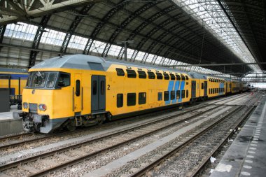 Tren.