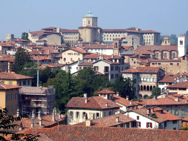 Staré město panorama v Itálii — Stock fotografie