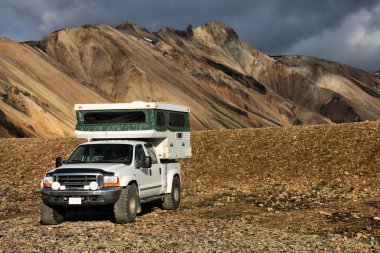 Off-road camper clipart