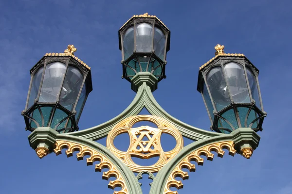 Lampy uliczne w Londynie — Zdjęcie stockowe