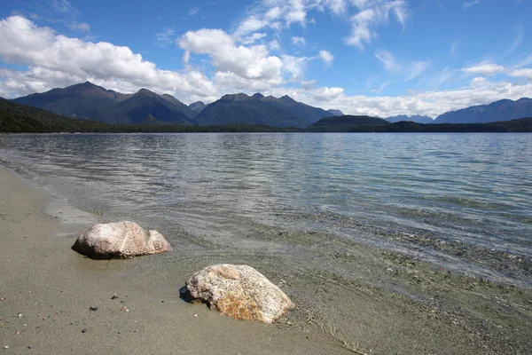 Lake manapouri — Stockfoto
