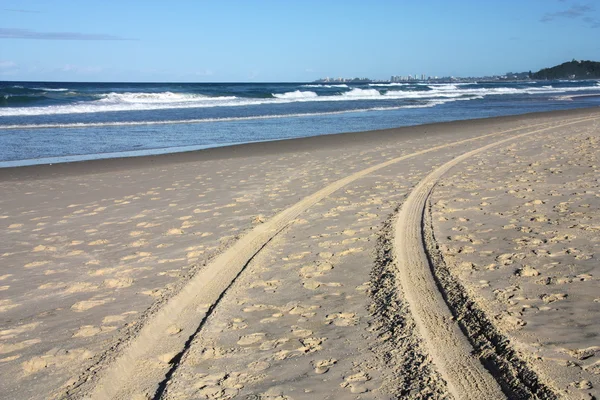 Beach car tracks — Stock Photo, Image