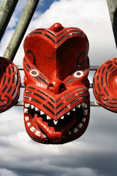 Maori Red Carving Face Carved Wood Rotorua New Zealand — Stock Photo, Image