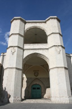 Iglesia del monasterio de san benito (Aziz benedict Kilisesi) Valladolid. İspanya eski kilise mimarisi.