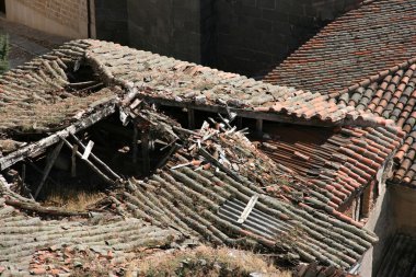 çöken çatının eski bir binada. Avila, castilla y leon, İspanya.