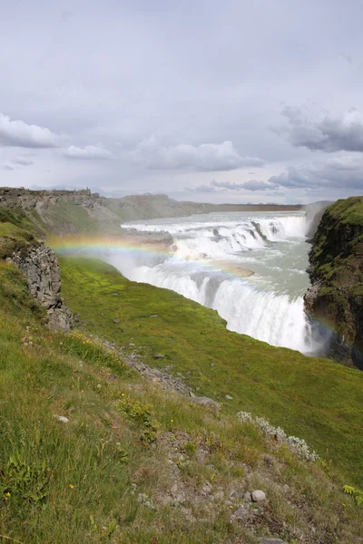 Gullfoss 落在区域称为黄金圆环 河惠特河上的彩虹 著名的瀑布 — 图库照片