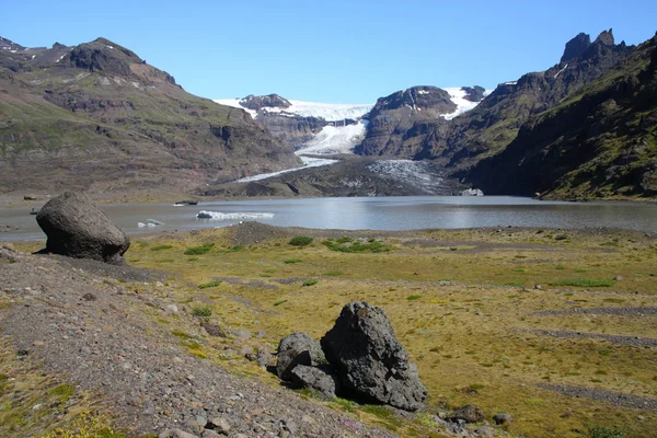 Βουνά Παγετώνα Και Παγετώδης Λίμνη Morsarlon Στο Εθνικό Πάρκο Σκαφτάφελλ — Φωτογραφία Αρχείου