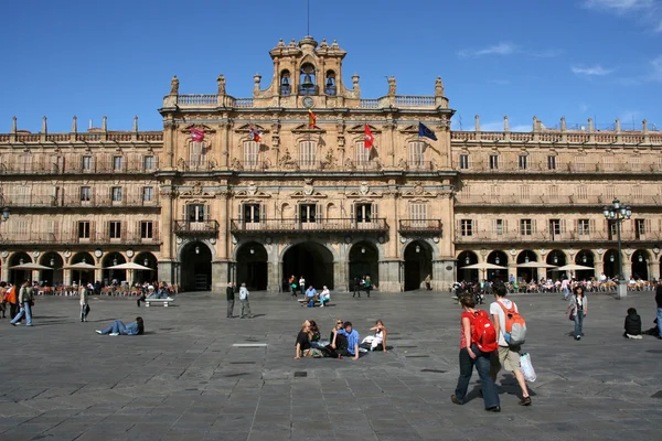 マヨール広場 サラマンカ カスティーリャの主要都市の広場 レオン スペイン 多くの観光客と地元歩いて 周りに座っています — ストック写真