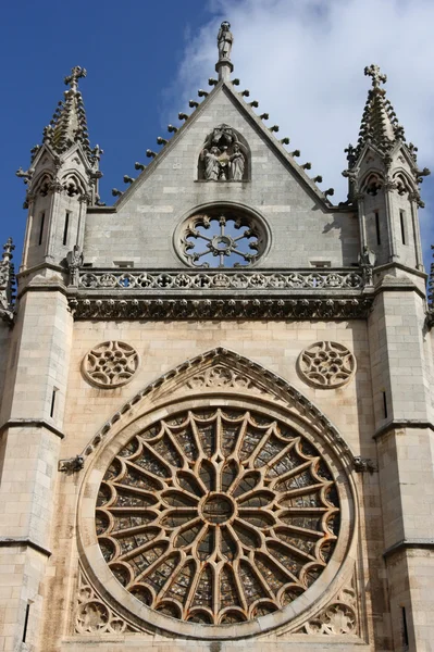 美丽的哥特式大教堂 卡斯蒂利亚莱昂在 Leon 西班牙 — 图库照片