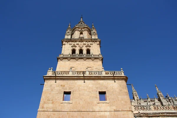 Turm Der Alten Kathedrale Von Salamanca Schöne Sandsteinarchitektur Romanischer Stil — Stockfoto