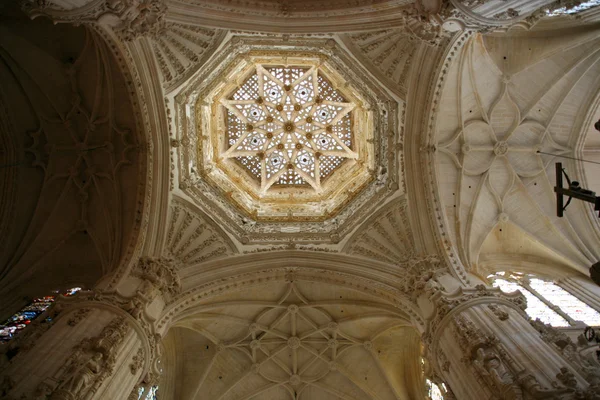 Hermoso Techo Gótico Interior Catedral Burgos Castilia España Antiguo Monumento —  Fotos de Stock