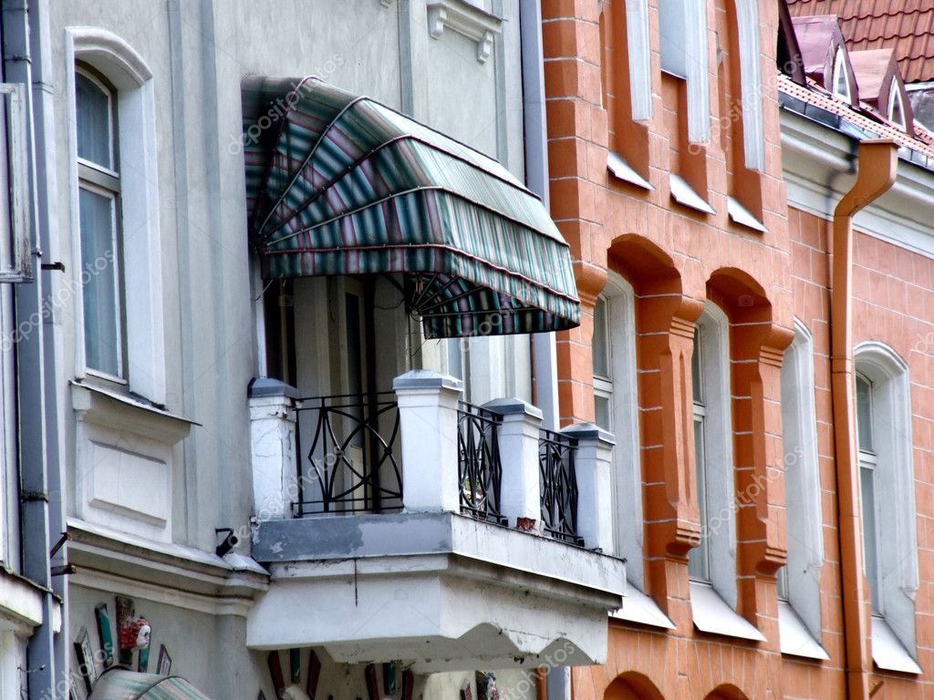 Фотообои на заказ - tallinn architecture - old balcony фотоо.