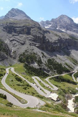 Stelvio Pass clipart