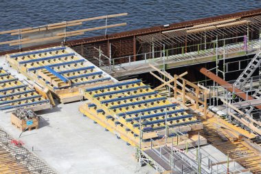 yeni yol yapımı, slussen, Stockholm, İsveç. su üzerine bina.