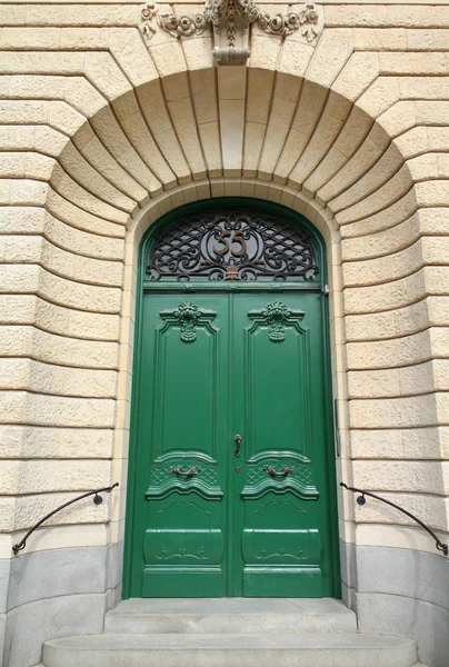 Zöld ajtó — Stock Fotó
