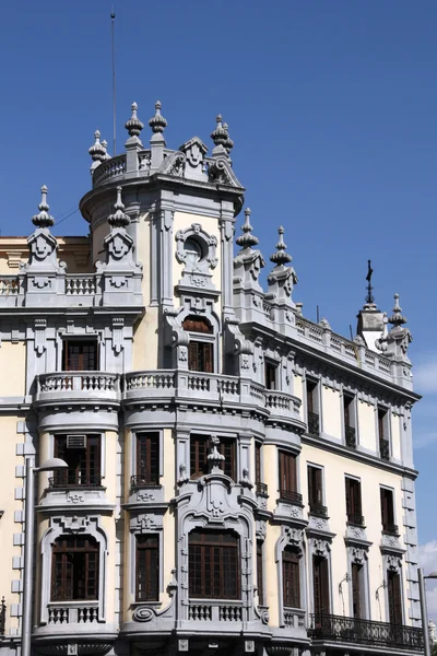Παλαιό Διακοσμητικό Κτίριο Στη Gran Στη Μαδρίτη Ισπανία — Φωτογραφία Αρχείου