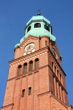 başkalaşım içinde bobrowniki, ilçe tarnowskie kanlı kilise. Yukarı Silezya Polonya. güzel tuğla mimarisi.