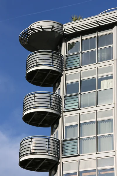 A modern építészet erkély — Stock Fotó