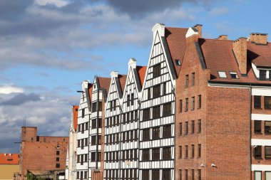 Polonya - gdansk şehir (nas danzig da bilinir) pomerania bölgesi. motlawa Nehri'nde ünlü eski tahıl ambarları.