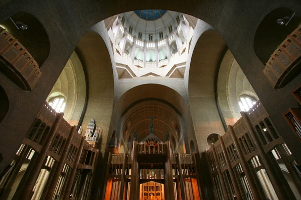 Interior Igreja Basílica Sagrado Coração Bruxelas Bélgica — Fotografia de Stock