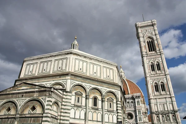 佛罗伦萨大教堂和洗礼 在意大利的体系结构 教科文组织世界遗产站点 — 图库照片