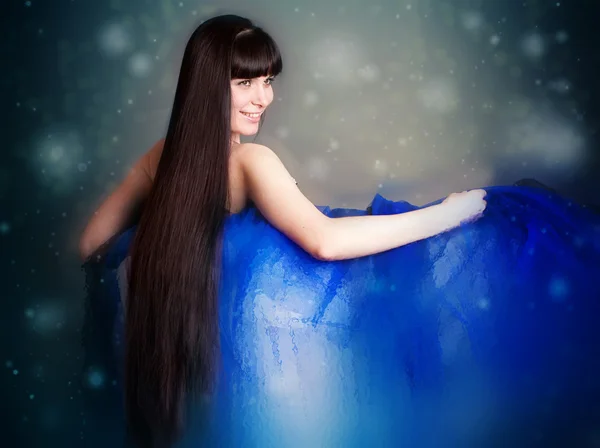 The beautiful long-haired girl — Stock Photo, Image