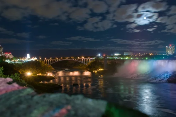 Lumière de la lune sur la rivière Niagara — Photo