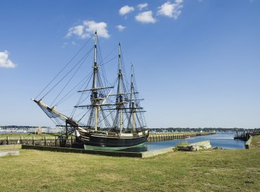 Old historic ship clipart