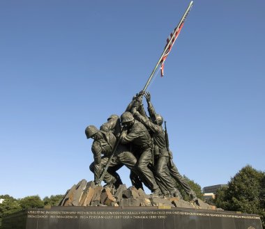 ABD Deniz Kuvvetleri Savaş Anıtı