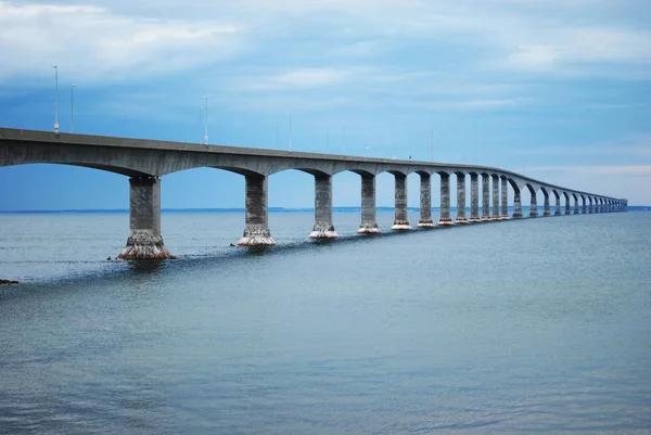 Confederation bridge — Stock Photo, Image