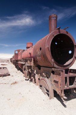 terk edilmiş tren araba