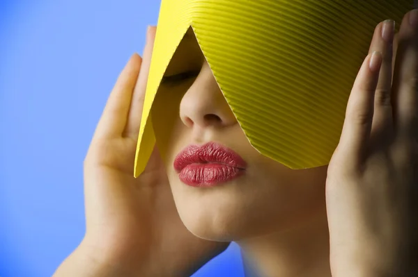 Beauty Portrait Young Woman Yellow Paper Mask Red Lips Blue — 스톡 사진