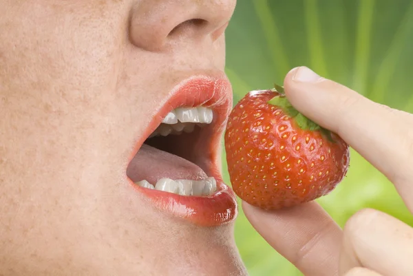 Red Open Mouth Eating Strawberry Fruit — Stock Photo, Image