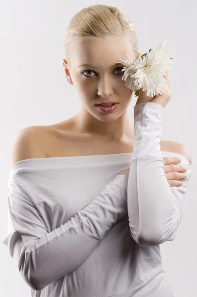 Beauty Portrait Young Cute Blond Girl White Top Some Flowers — Stock Photo, Image
