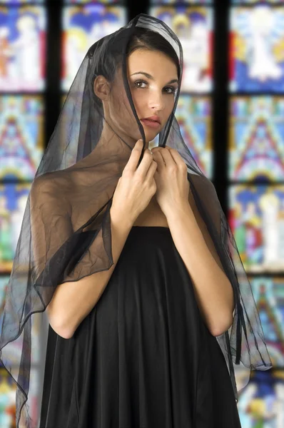 Hermosa Mujer Con Velo Negro Cabeza Como Vieja Moda Sicily — Foto de Stock