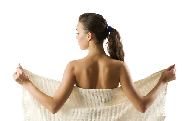 Mulher Bonito Com Uma Toalha Banho Branca Mostrando Seu Ombro — Fotografia de Stock
