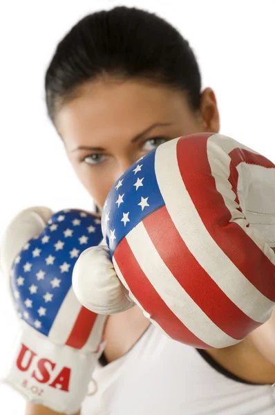Bruneta Usa Vlajka Boxerské Rukavice Děrování Proti Fotoaparát — Stock fotografie