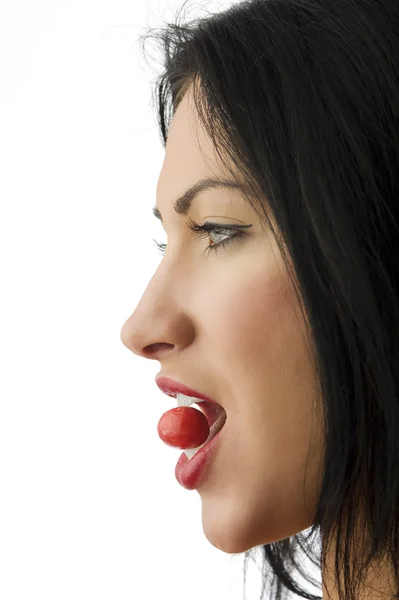 Eine Seitenaufnahme Einer Schönen Brünetten Mit Roten Lippen Und Einem — Stockfoto