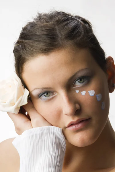 Nice Portrait Cute Brunette White Rose Petals Painted Tears Her — Stock Photo, Image