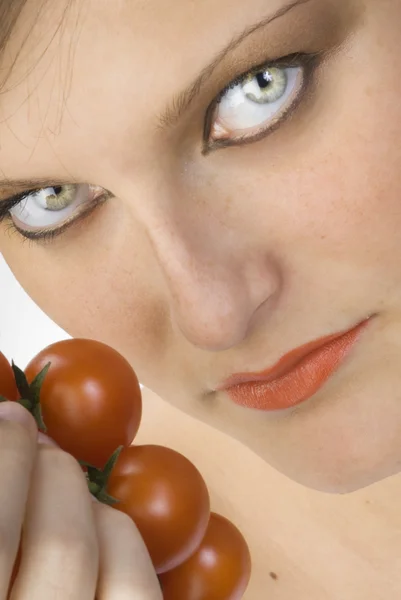 Bonito Retrato Una Chica Con Tomates Hermosos Ojos Hermosos Atractivos — Foto de Stock