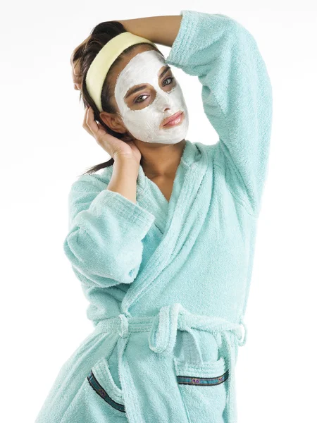 Jolie Mignonne Fille Avec Masque Crème Visage Posant — Photo