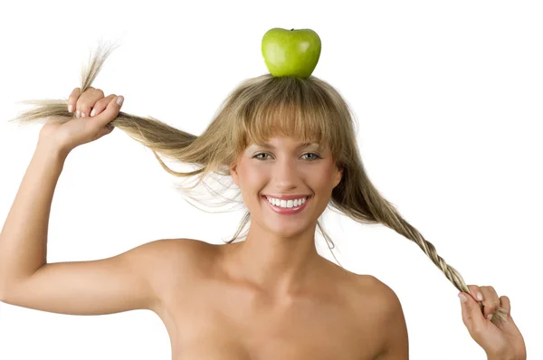 Sarışın Güzel Kadın Başını Saç Ile Oynarken Bir Yeşil Elma — Stok fotoğraf